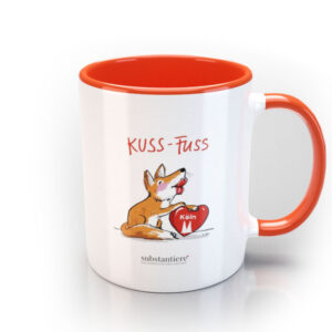 Tasse außen weiss und mit dem „Kuss-Fuss“ bedruckt, innen orange
