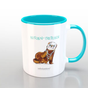 Tasse außen weiss und mit dem „Kettchen-Frettchen“ bedruckt, innen hell türkis